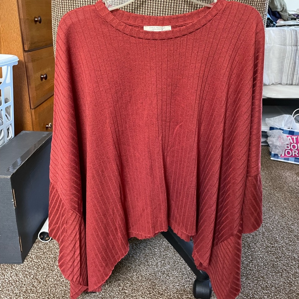 never worn Zara top